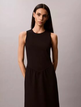 Vestido midi acampanado