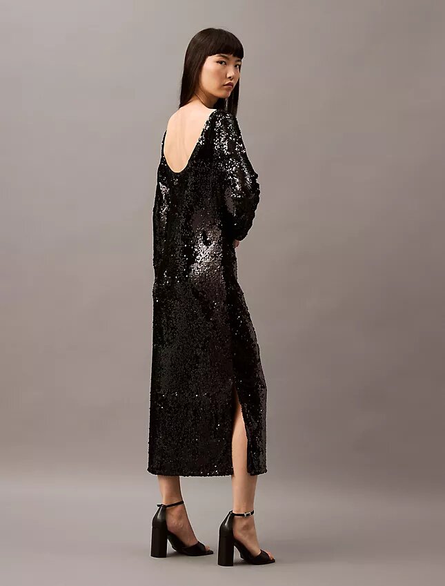 Vestido midi con lentejuelas Vestido midi con lentejuelas