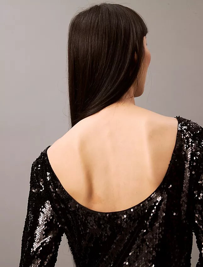 Vestido midi con lentejuelas Vestido midi con lentejuelas