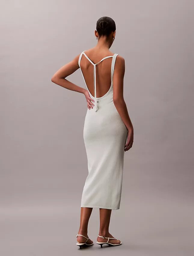 Vestido midi de mezcla de lino con cuello redondo Vestido midi de mezcla de lino con cuello redondo