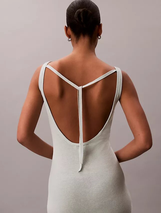 Vestido midi de mezcla de lino con cuello redondo Vestido midi de mezcla de lino con cuello redondo