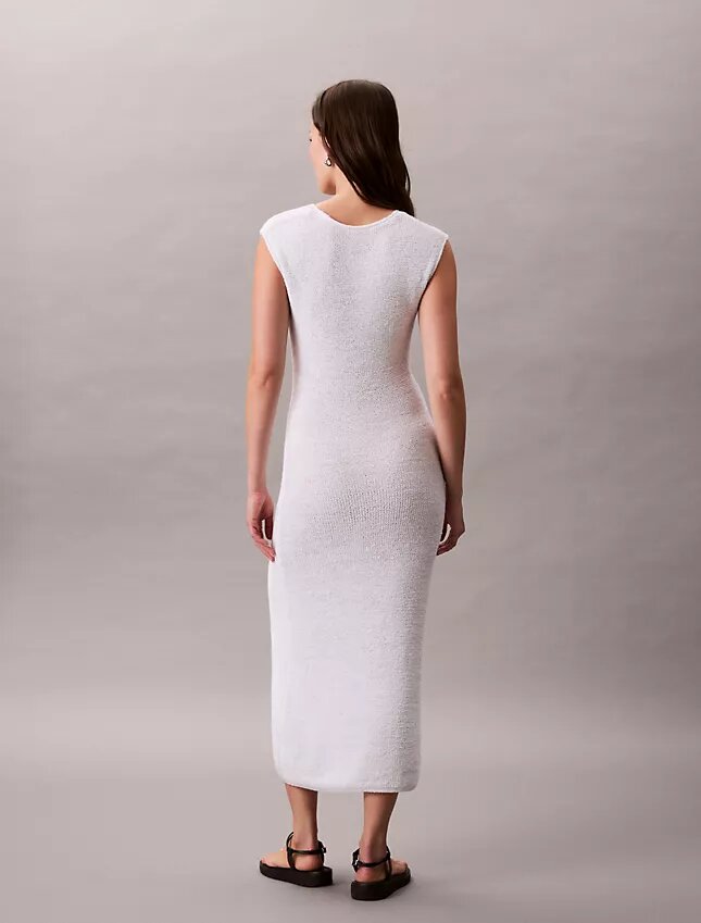 Vestido midi de punto sin mangas Vestido midi de punto sin mangas