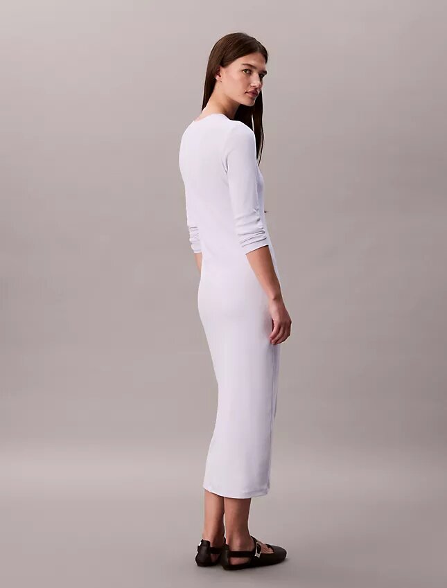 Vestido midi entallado Vestido midi entallado
