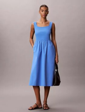 Vestido midi fruncido