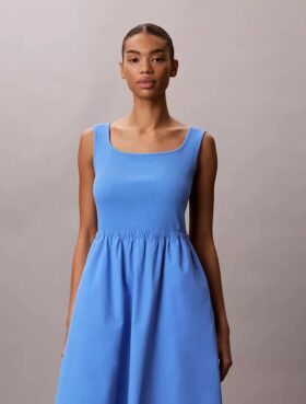 Vestido midi fruncido