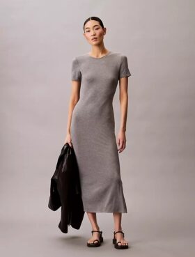 Vestido midi liso elástico