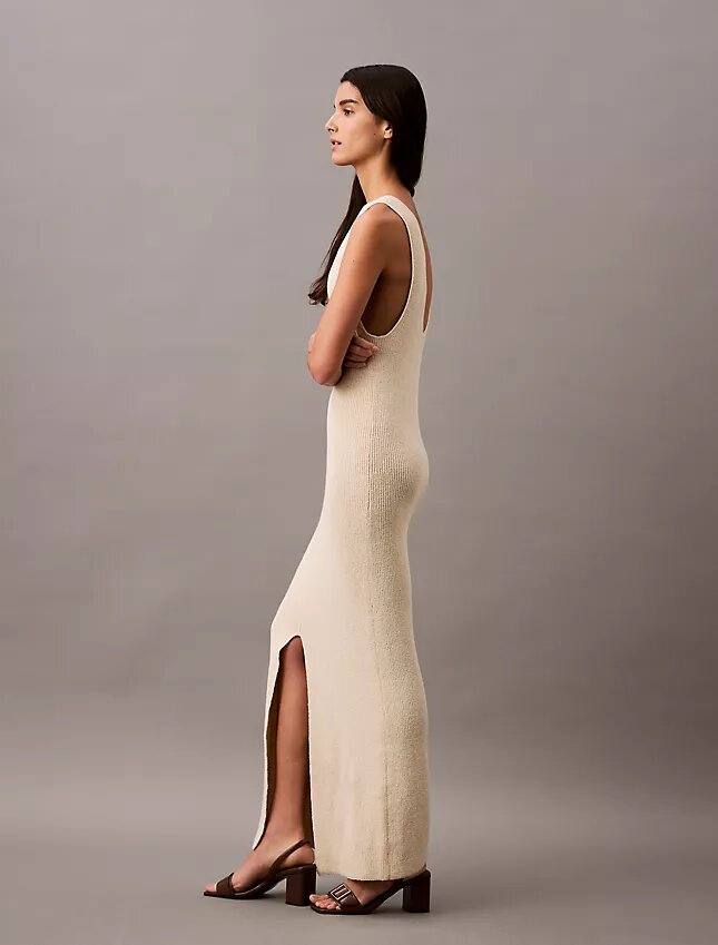 Vestido midi sin mangas de punto bouclé Vestido midi sin mangas de punto bouclé