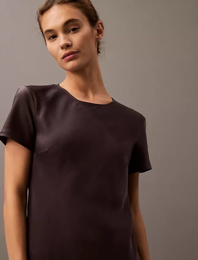 Vestido mini tipo camiseta Vestido mini tipo camiseta