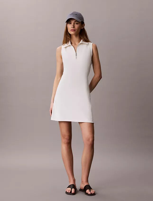 Vestido sin mangas de felpa francesa con cremallera de 1/4 Vestido sin mangas de felpa francesa con cremallera de 1/4