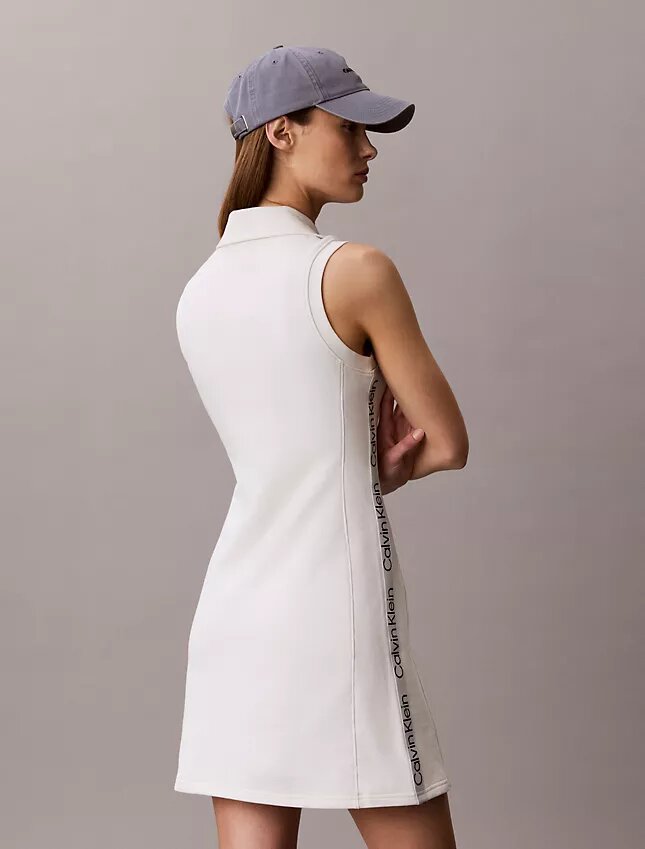 Vestido sin mangas de felpa francesa con cremallera de 1/4 Vestido sin mangas de felpa francesa con cremallera de 1/4