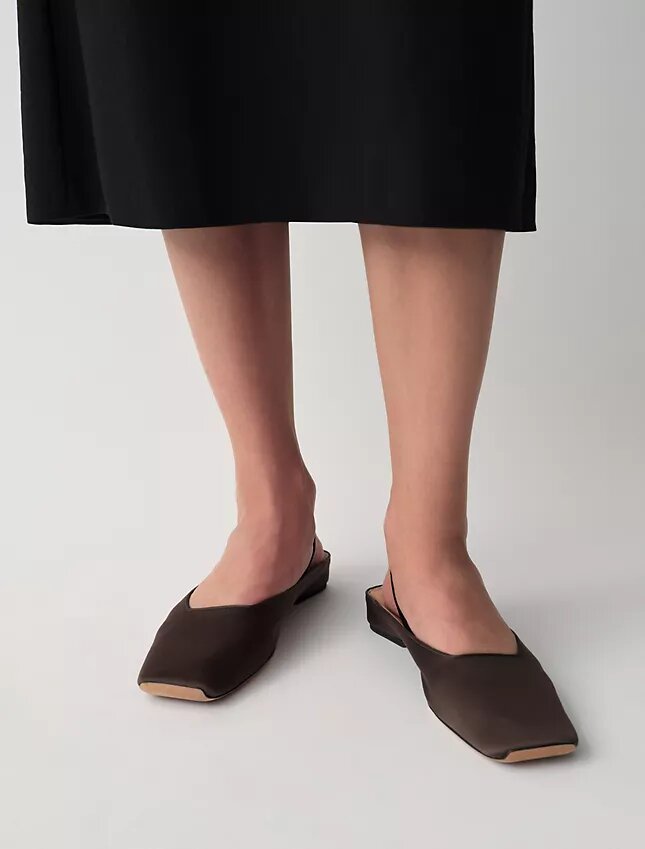 Zapatos planos de satén de seda Lana Zapatos planos de satén de seda Lana